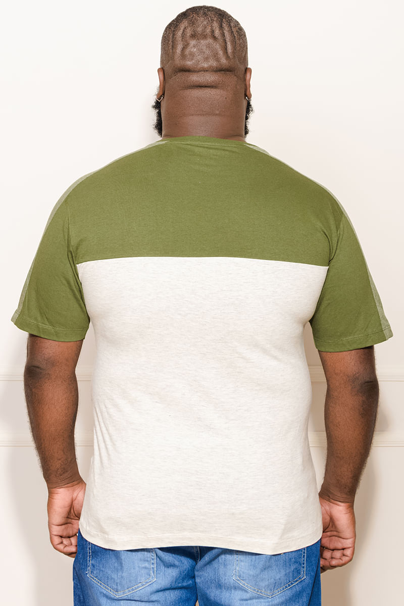 Camiseta-Masculina-com-Recortes-