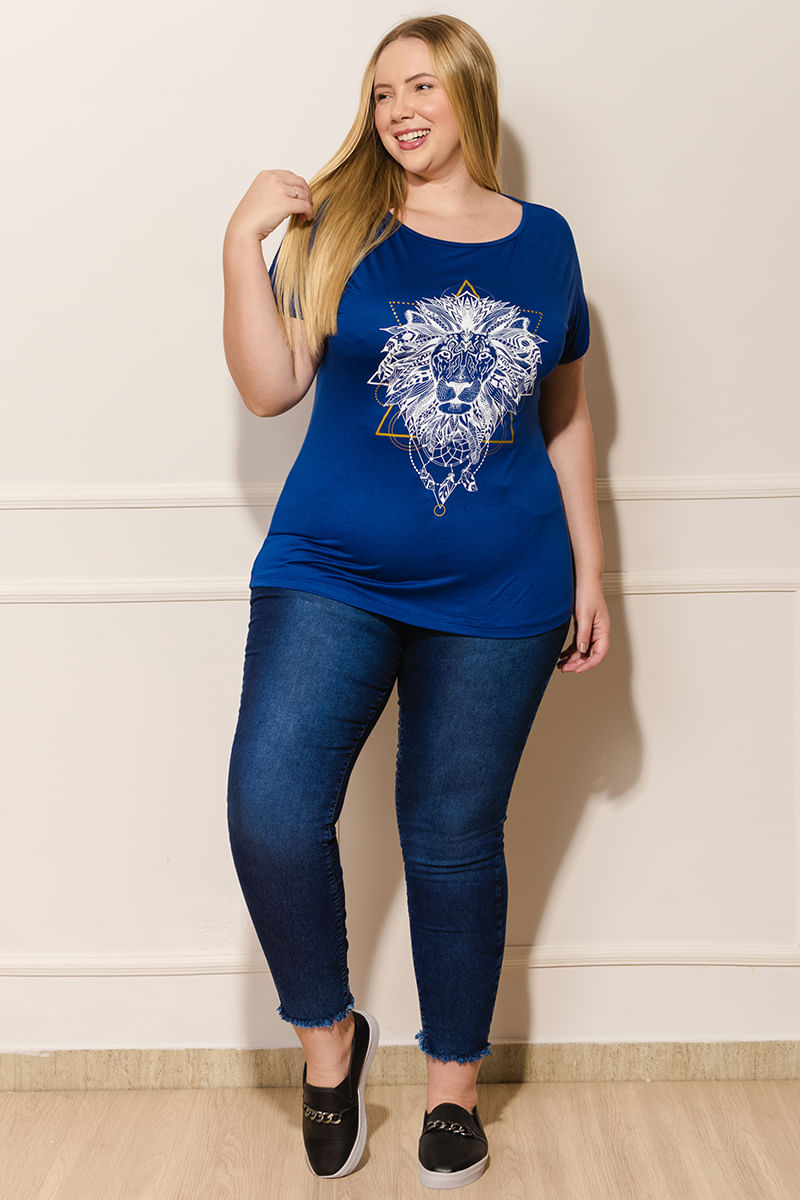 Camiseta-Feminina-Plus-Size-Leao---Azul