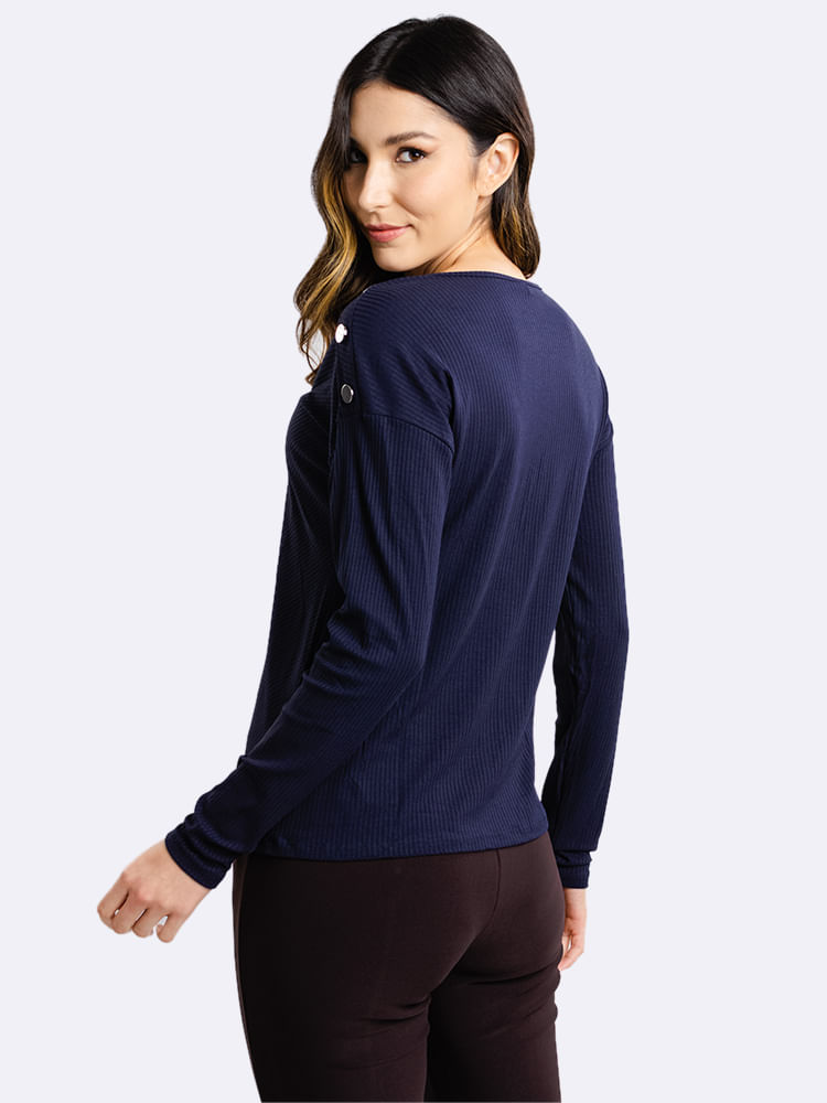 Blusa-Feminina-Detalhes-Botoes