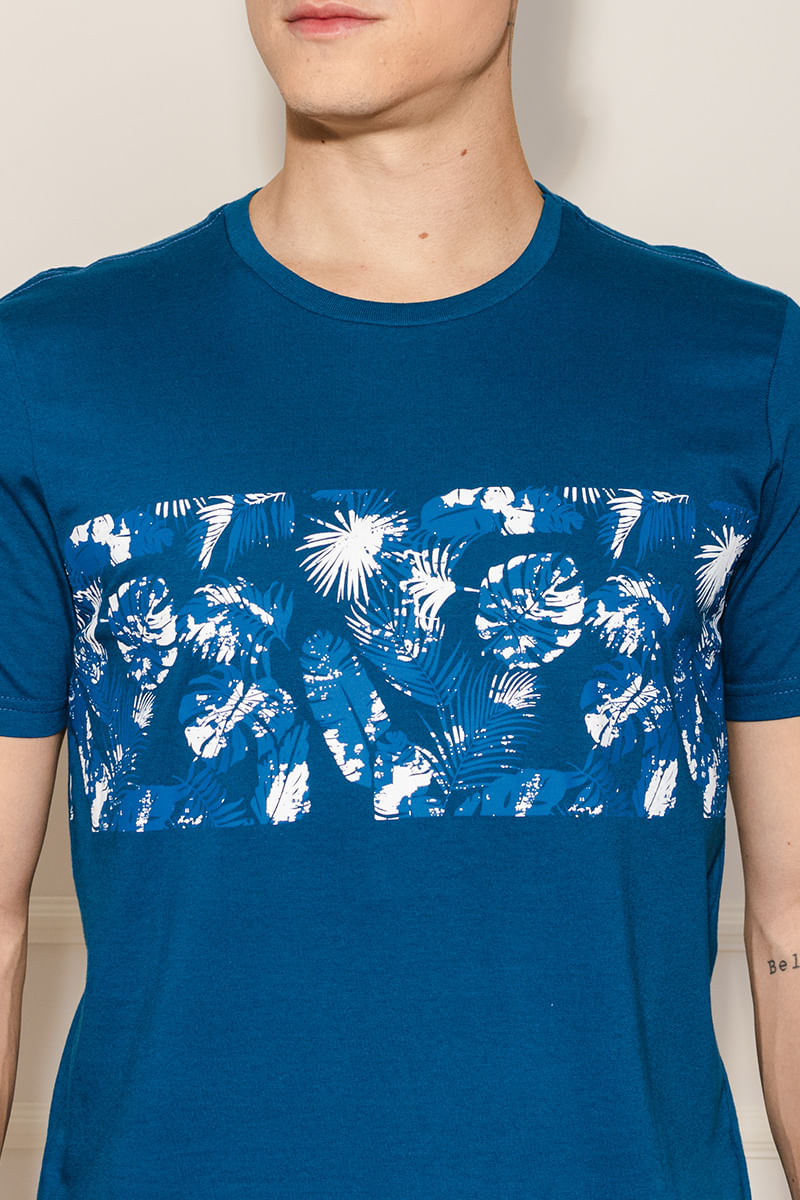 Camiseta-Masculina-Recorte-Floral---Azul