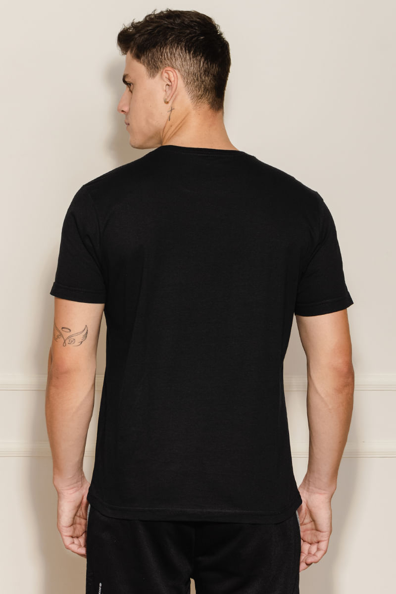 Camiseta-Masculina-Recorte-Floral