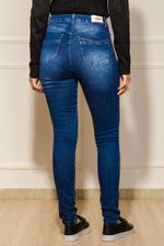 Calca-Feminina-Jeans-com-Elastano---Azul