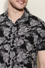 Camisa-Masculina-Floral-P-B---Preto