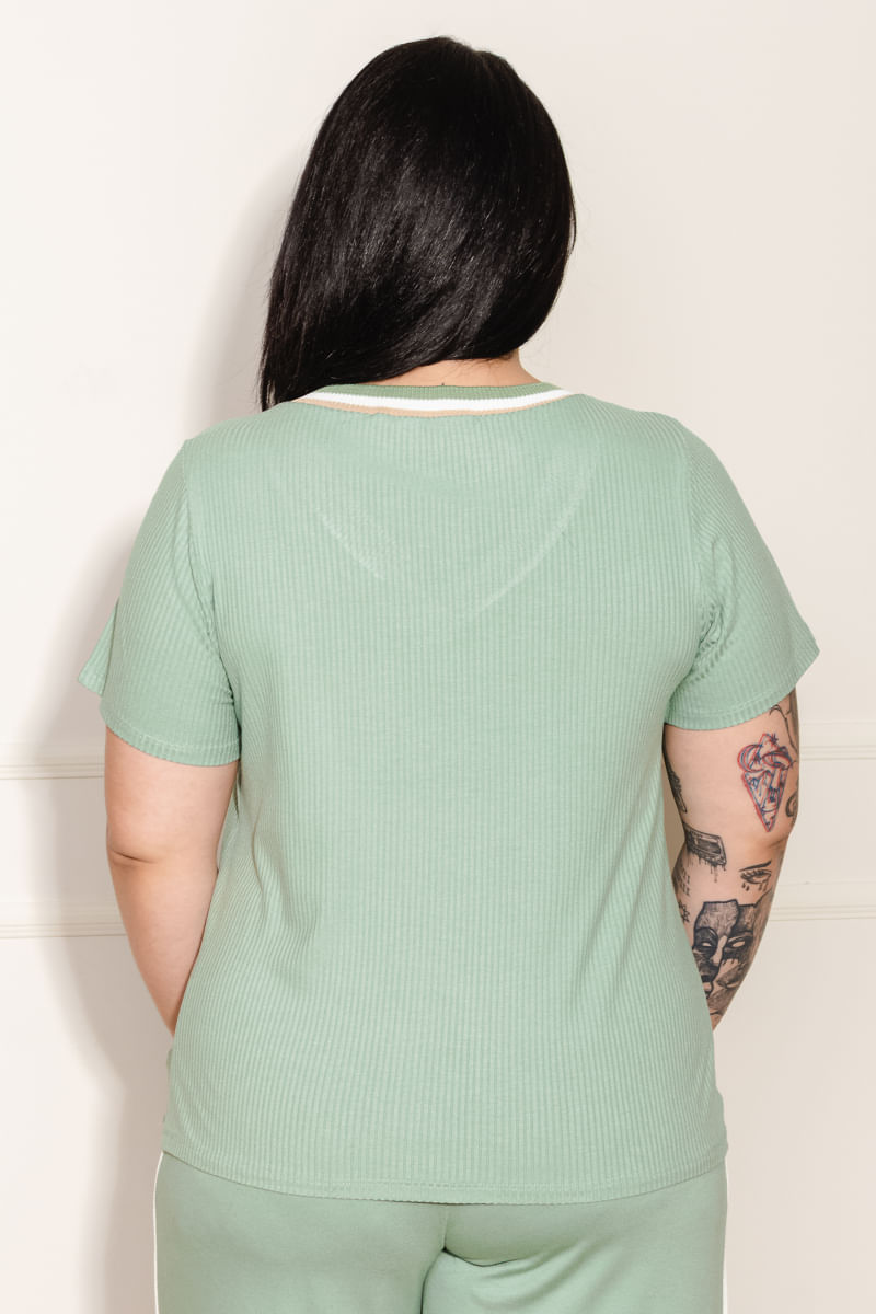Blusa-Feminina-Plus-Size-Gola-V
