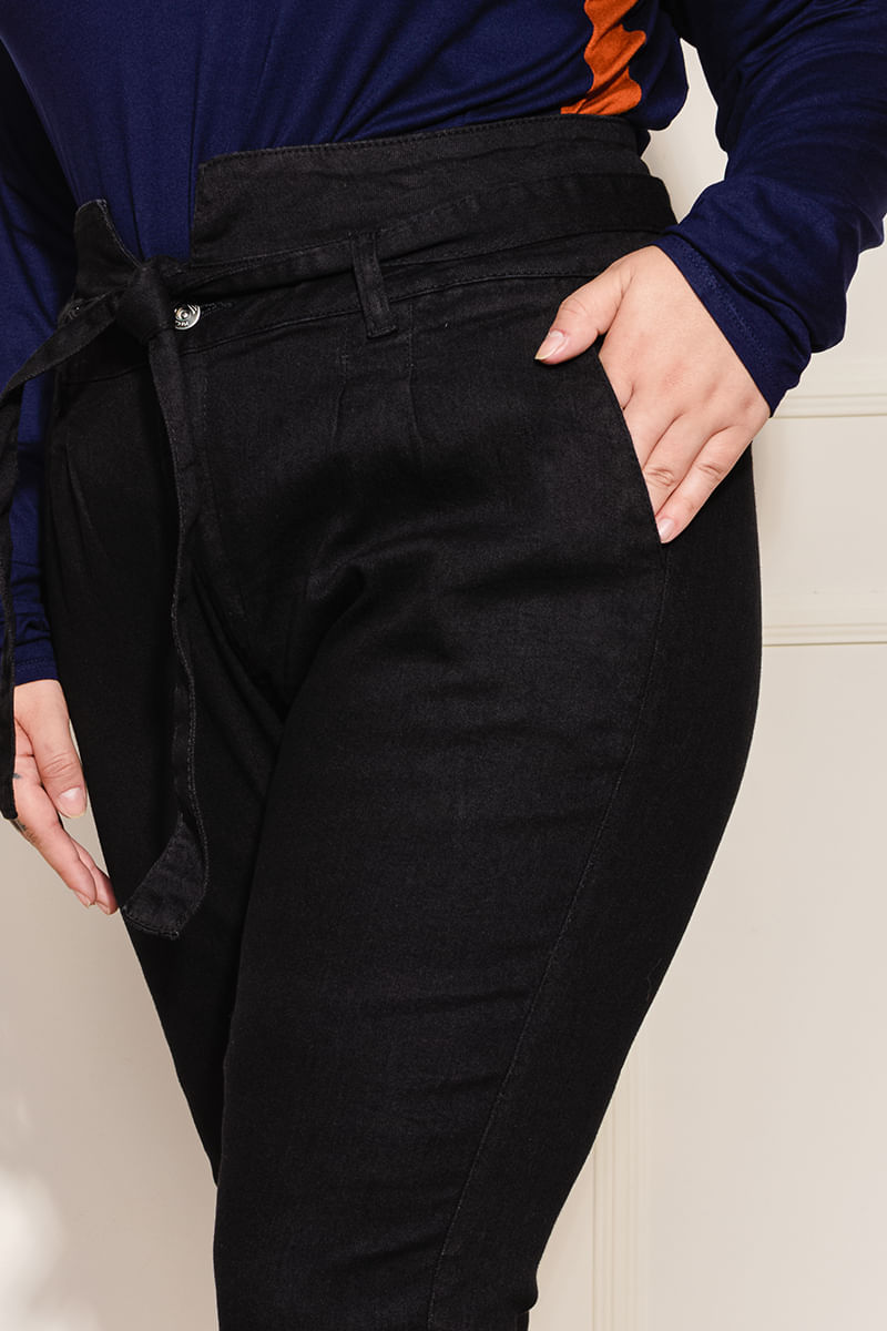 Calca-Feminina-Plus-Size-Clochard---Preto
