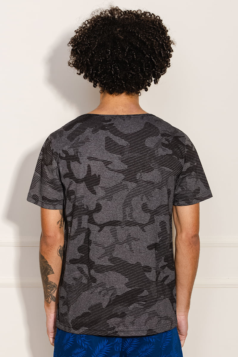 Camiseta-Masculina-Estampa-Militar