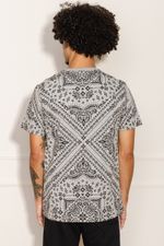 Camiseta-Masculina-Bandana