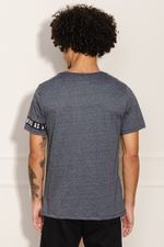 Camiseta-Masculina-Living-As-A-Legend