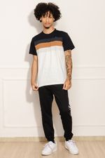 Camiseta-Masculina-Recorte-com-Plaquinha