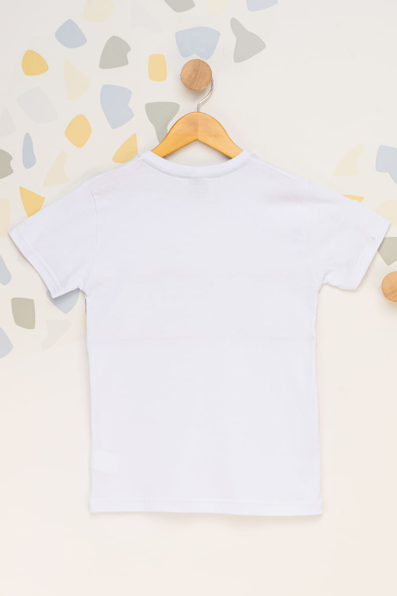 Camiseta-Juvenil-Masculina-Recorte-Folhagens