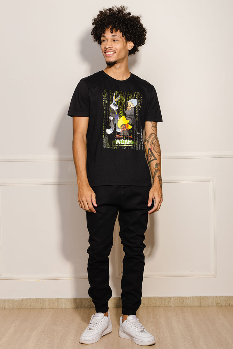 Camiseta-Masculina-Looney-Tunes-x-Matrix---Preto