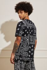 Camiseta-Masculina-Oversized-Paisley
