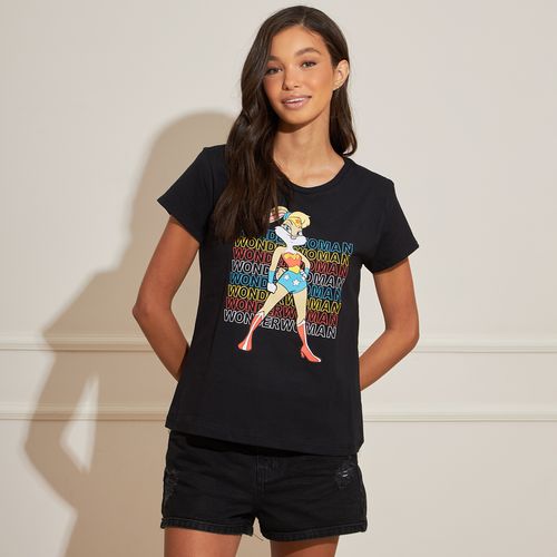 Camiseta Feminina Lola Bunny Wonder Woman