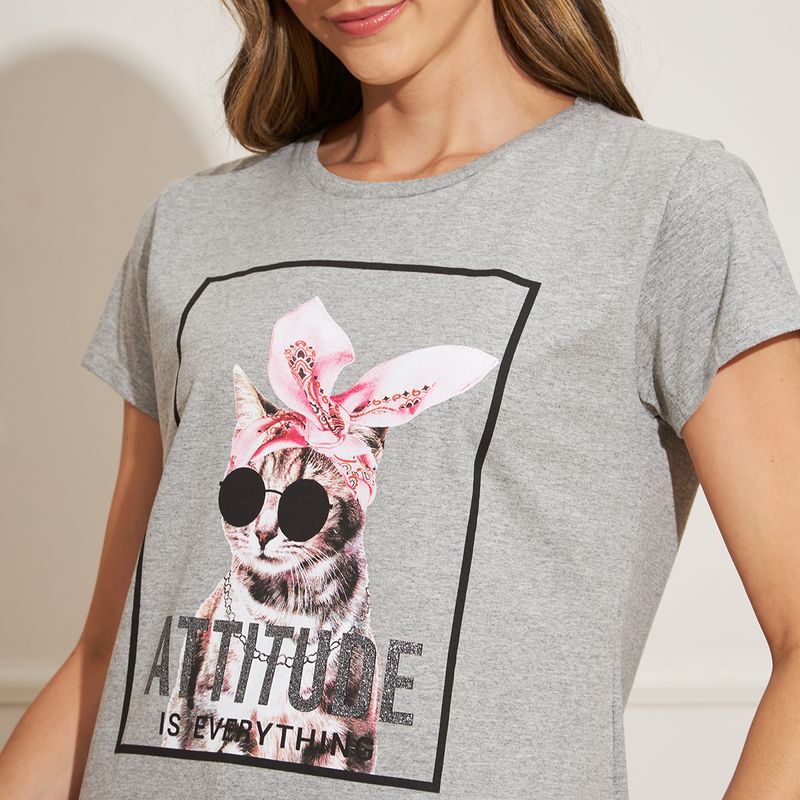 Camiseta-Feminina-Attitude-Is-Everything