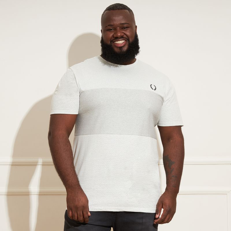 Camiseta-Masculina-Plus-Size-Piquet-Recorte