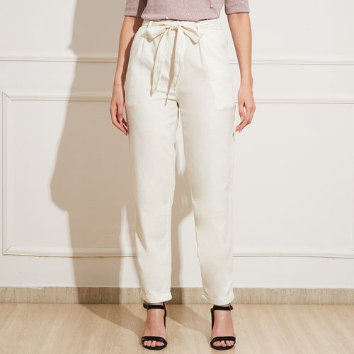 Calça Feminina Clochard com Bolsos