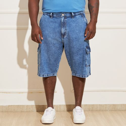 Bermuda Masculina Cargo Plus Size com Bolsos e Fechamento em Zíper - Azul