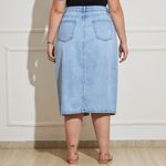 Saia-Jeans-Midi-Plus-Size-Azul-Claro-com-Fenda-Frontal