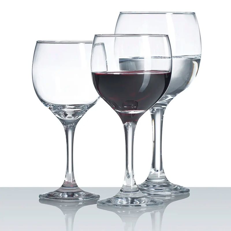 Taca-de-Vidro-615ml-Transparente-Nadir