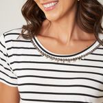 Blusa-Feminina-Listrada-Decote-Bordado